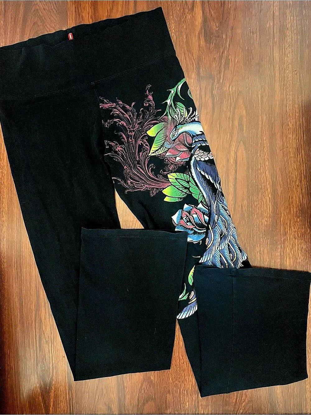 T PARTY Graphic Print Black Leggings